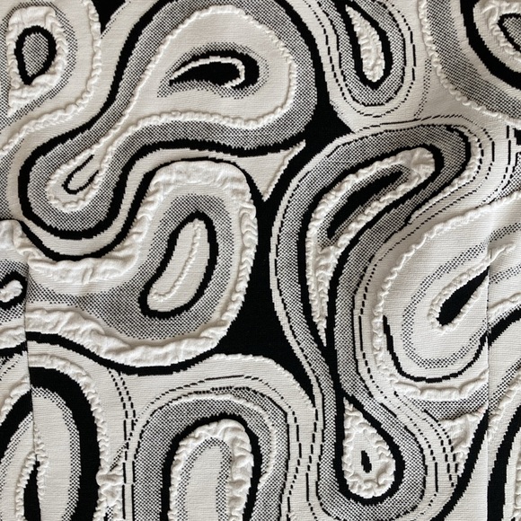 Joseph Ribkoff Zippered Jacket - Picture 6 of 9